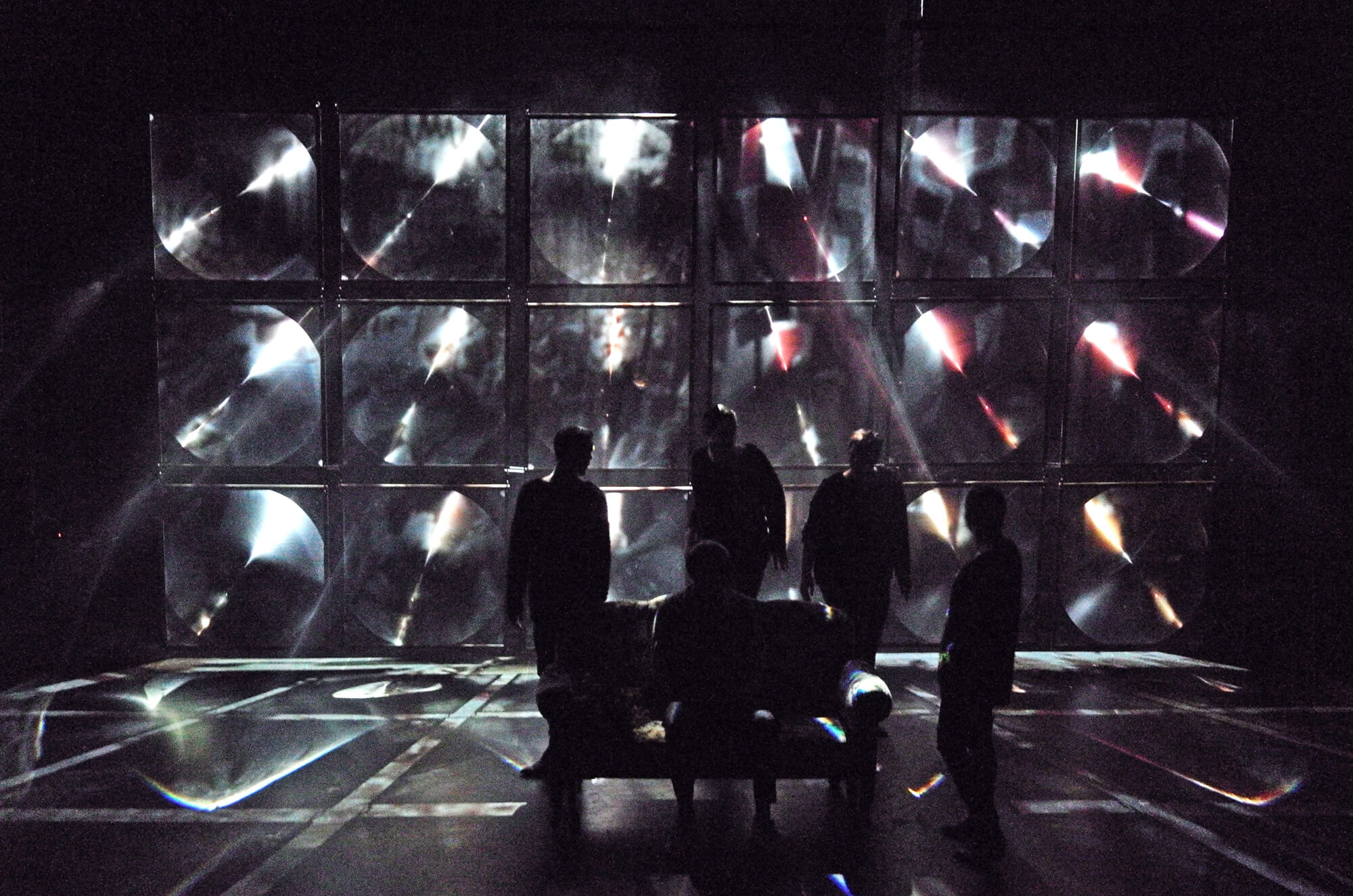 Jugend ohne Gott: Alexander Riemenschneider (Regie), David Hohmann (Bühnenbild), Emir Medic (Kostüme)